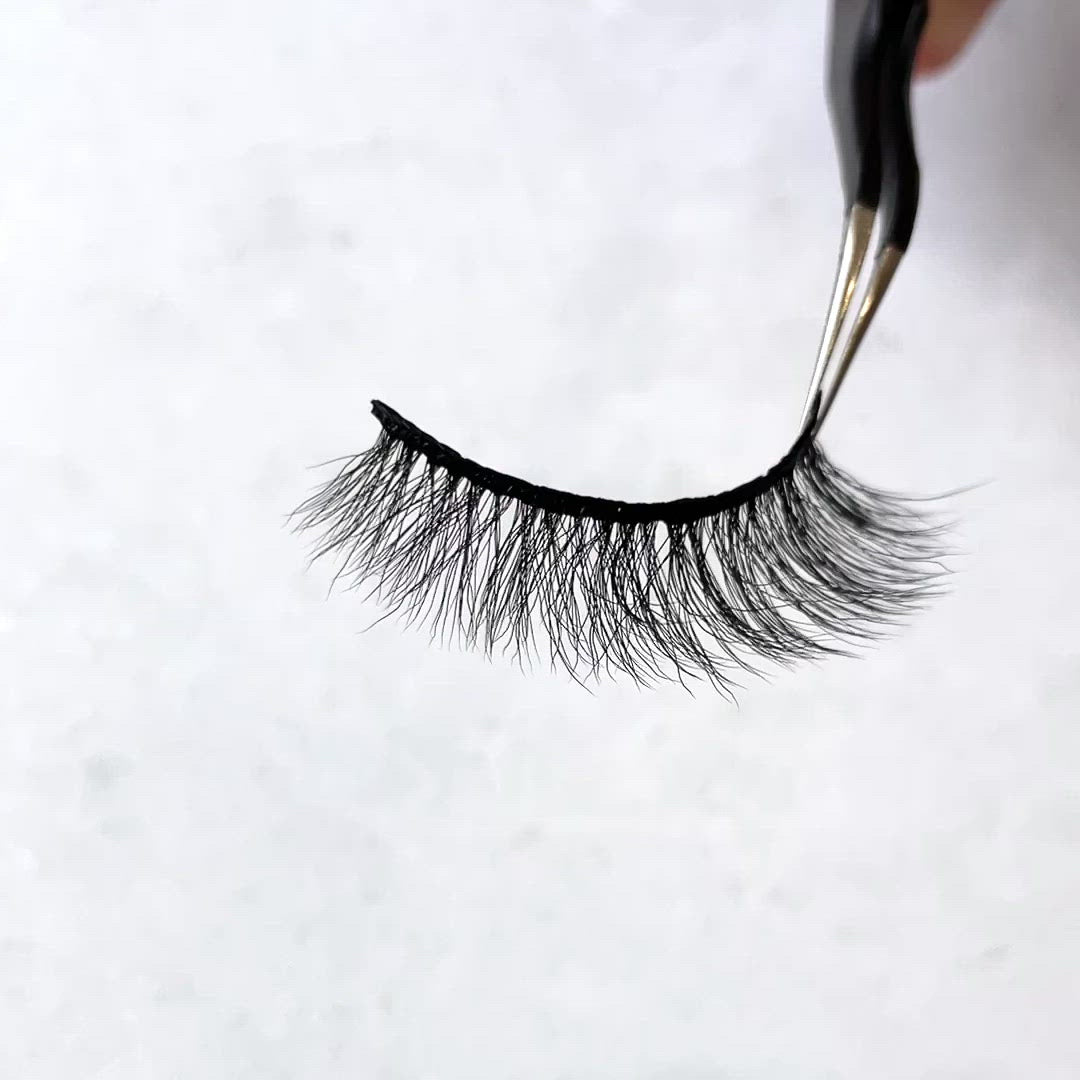 Melanie Jean Plant Fiber Hermosa Lash Style, free shipping, multi use lash, glamorous, natural lashes