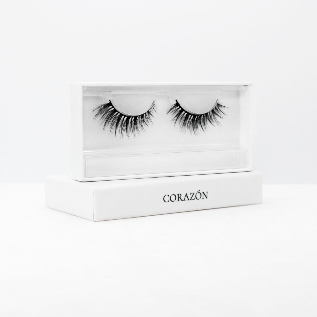 Melanie Jean Plant Fiber Lash Corazon Style, free shipping, multi use lash, glam, natural lashes