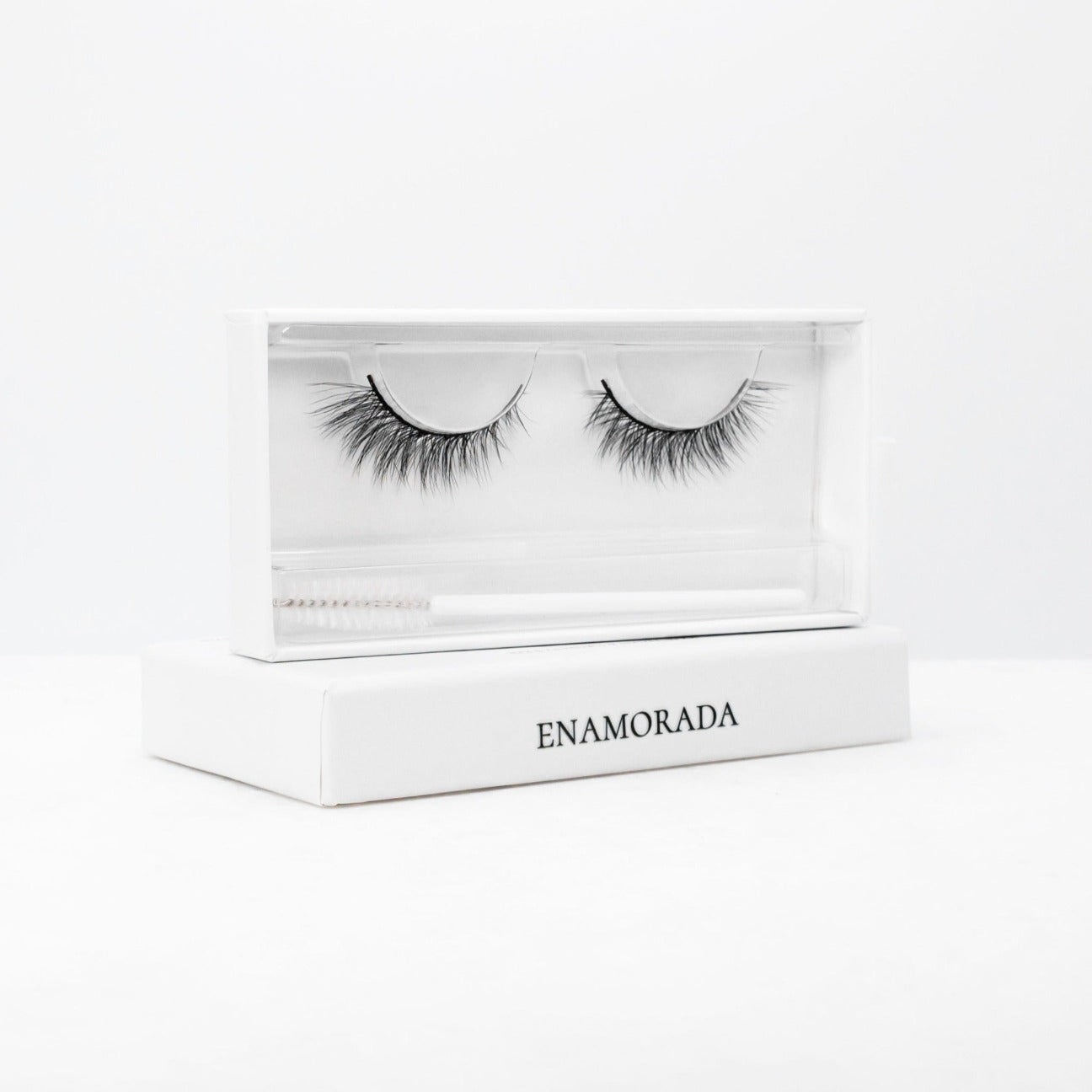Melanie Jean Plant Fiber Enamorada Lash Style, free shipping, multi use lash, glamorous, natural lashes