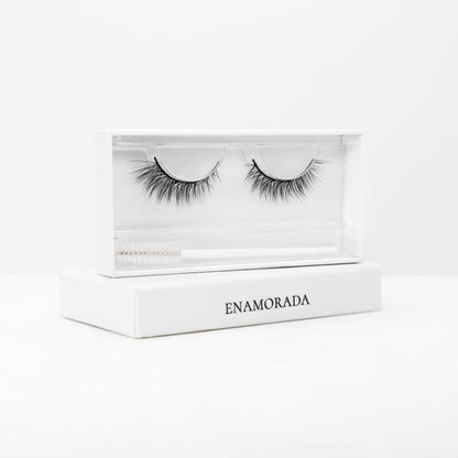 Melanie Jean Plant Fiber Enamorada Lash Style, free shipping, multi use lash, glamorous, natural lashes